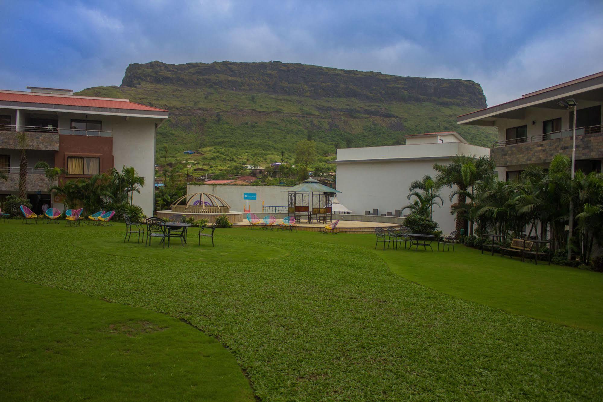 Club Mahindra Hatgad Nashik Eksteriør billede